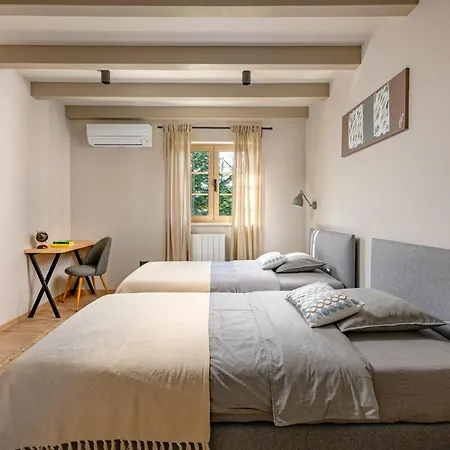 Tatil Evi Cami *